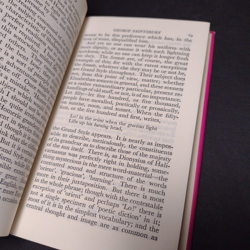 Twentieth Century English Critical Essays: First Series Phyllis Jones 1964 HCwDJ - Bild 14 von 15