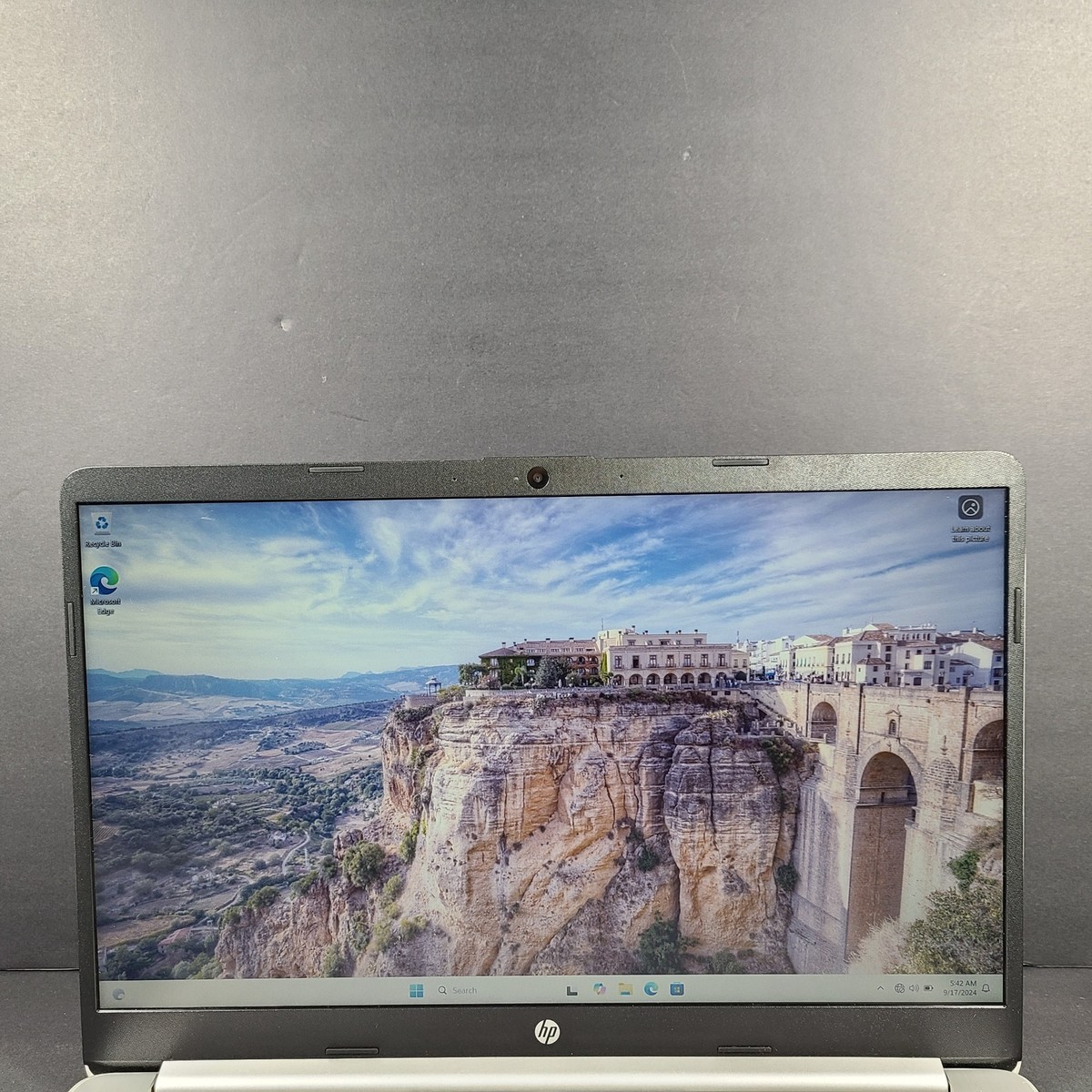HP Laptop 15s-eq2xxx メモリ8GB SSD256GB HP Laptop 15s-eq2xxx 15.5