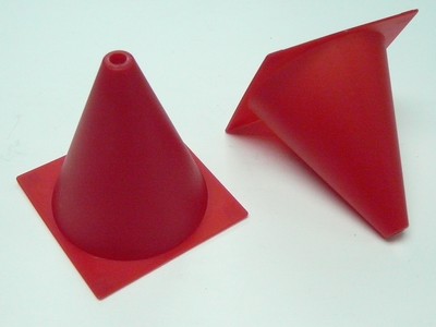 For Sale 110 Realistic Red Color Plastic Traffic Cone 2X Axial Tamiya Crawler RC4WD Car For Sale 110 Realistic Red Color Plastic Traffic Cone 2X Axial Tamiya Crawler RC4WD Car