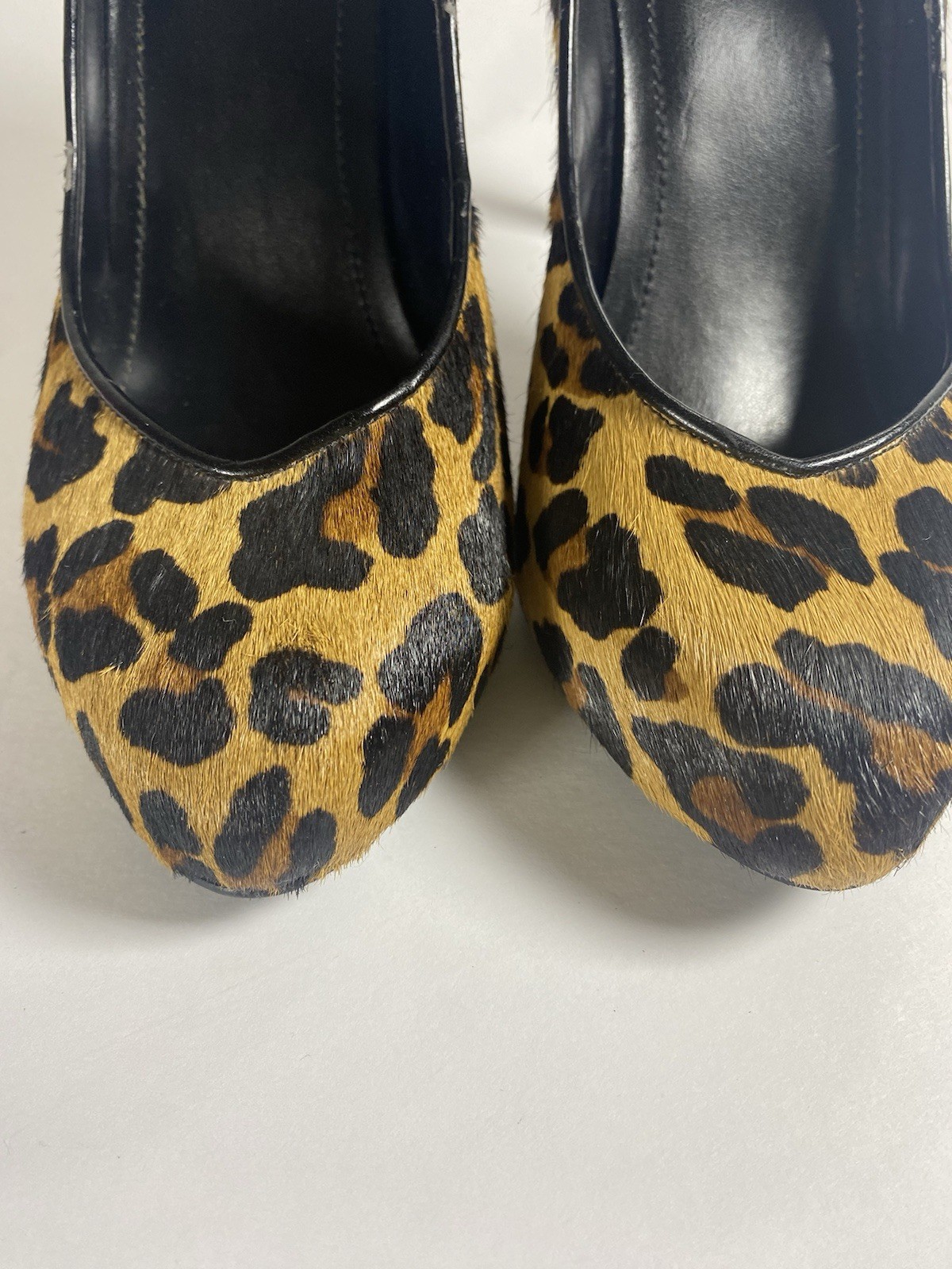 BCBG Generation  Leopard Print Platform Pump 9.5 … - image 10