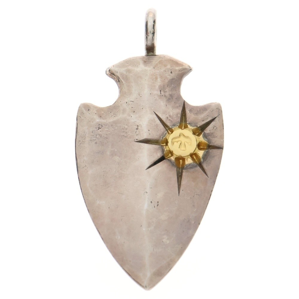 Goro s   signet ring misalignment large arrowhead… - image 1