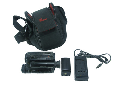 Sony CCD TR55 Handycam Camcorder with Carry Case For Parts/Repair AS-IS