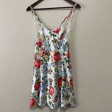 Vintage Victorias Secret Medium Slip Chemise Dress Nightgown Nightie Floral Lace