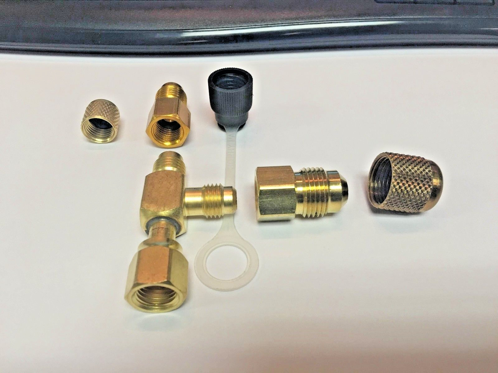 Robinair, VACUUM PUMP, UNIVERSAL INLET ADAPTER TEE KIT, 1/4", 1/2"ACME & 3/8"SAE