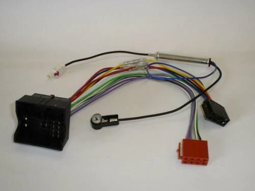 Cables y enchufes ISO para coches Peugeot