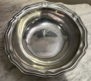 Wilton Armetale Queen Anne  Glossy RWP  10” Round Serving Bowl