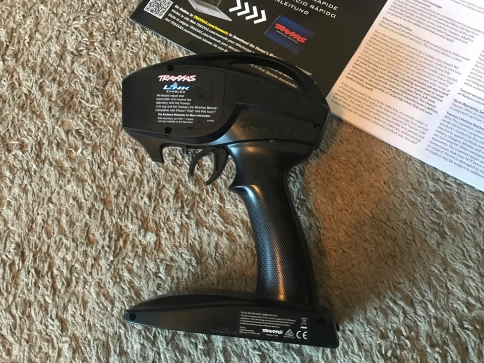 Traxxas Unlimited Desert Racer UDR Fox Edition Orange White Body 50+mph. - Image 4 of 4