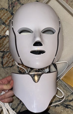 SDKWDH Led Face Mask Light Therapy, Red Light Therapy for Face, 7-1 Colors LED
