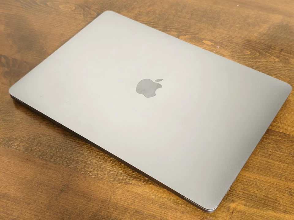 Apple MacBook Pro 13,3 Zoll (256GB SSD, Intel Core i5 8. Gen, 3,90 GHz, 8GB)..., foto 2 di 5