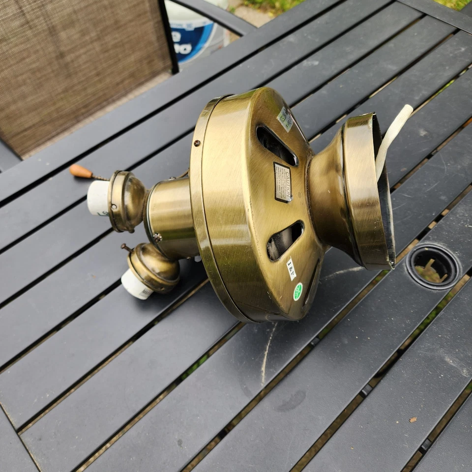 Vintage Horizon Super Brass Finish Nova Original Ceiling Fan Base - Image 3 of 4