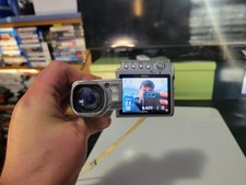 Nikon COOLPIX S4 6.0MP Digital Camera Selfie TESTED WORKS Silver