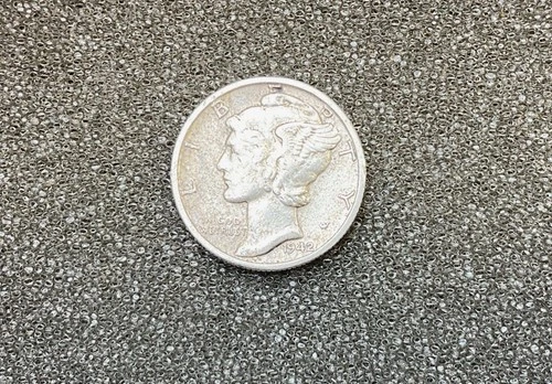 1942-D Mercury Dime #2952 Lazy Eyed Lizzy, Extra Fine *FREE SHIPPING to YOU*