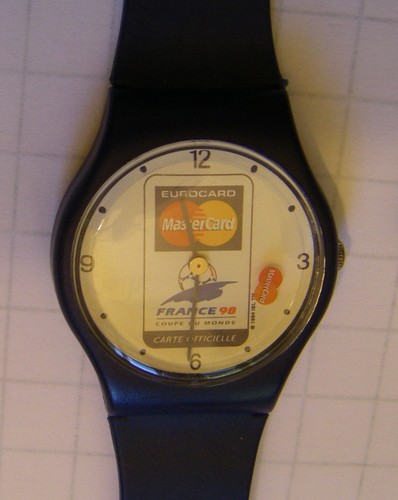 MONTRE COLLECTOR FRANCE 98 AVRONEL - COUPE DU MONDE DE FOOTBALL - AVEC BOÎTE - RARE - NEUVE