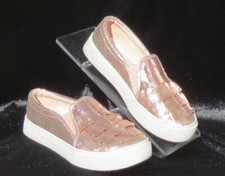 WONDER NATION Rose Gold Ruffle Sneakers Shoes Girl  s US 4 fits US Women  s 6 6.5