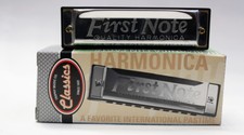 TROPHY CLASSIC FIRST NOTE DIATONIC 10 HOLE HARMONICA KEY OF C w/ INSTRUCTIONS