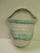 VINTAGE CZECHOSLOVAKIAN WALL VASE POCKET ART DECO DECORATION