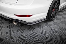 Heck Ansatz Flaps Diffusor für Volkswagen VW Jetta GLI Mk7 schwarz Hochglanz