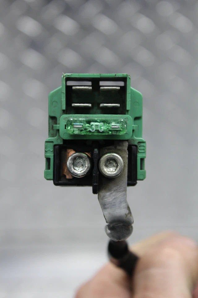 Honda Valkyrie 1500 1997 GL1500CT TOUR motor relé de arranque tiene video en funcionamiento Foto 2 de 4