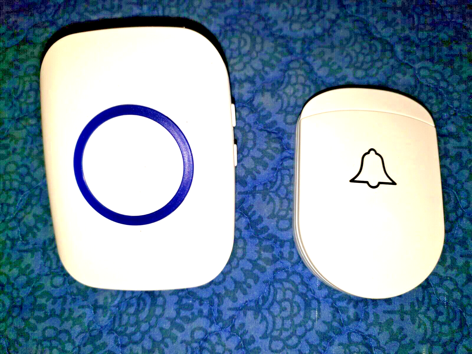 Wireless Doorbell with 1000ft Range and LED Flashing White Button-image