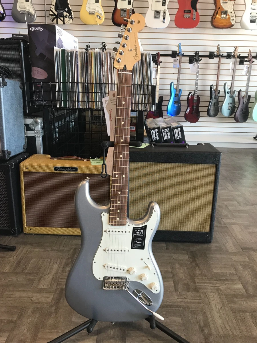 Fender Player Stratocaster with Pau Ferro Fretboard 2018 Present