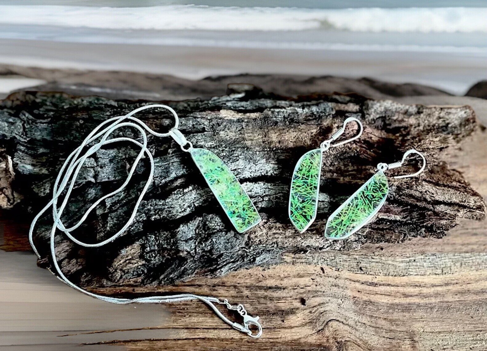 Fire Opal Triplet Necklace & Earring Set- Silver Plated - brand New