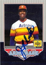 J.R. Richard autographed baseball card 2001 Upper Deck Decade #AR6 Arms Race