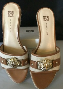 anne klein thong sandals