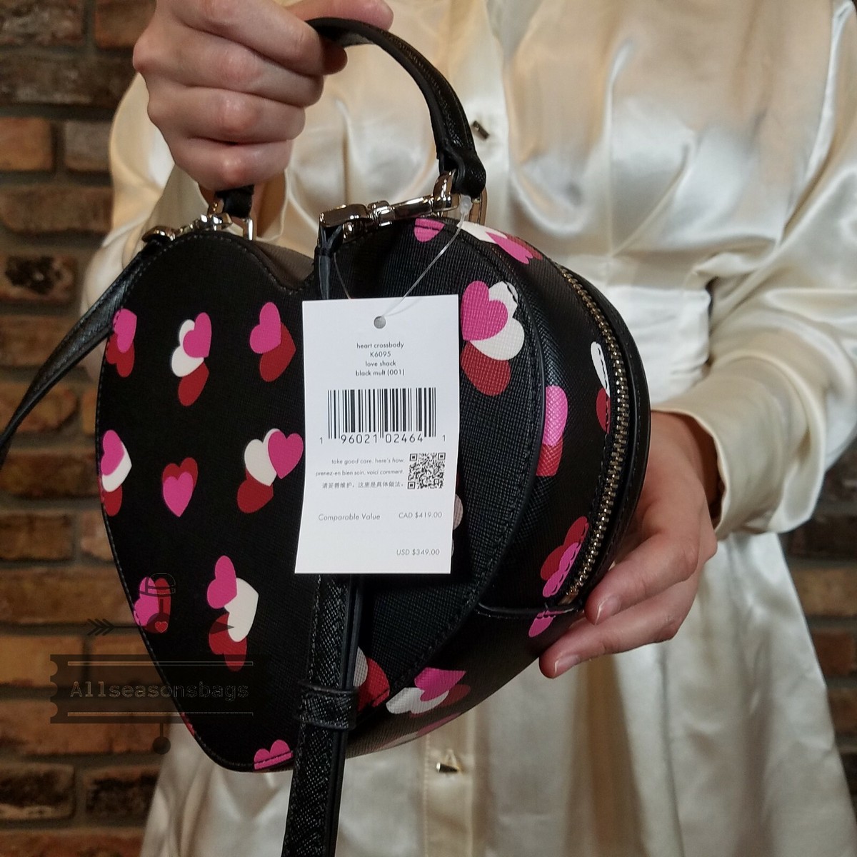 Kate Spade New York Love Shack Flutter Heart Printed Black Pink