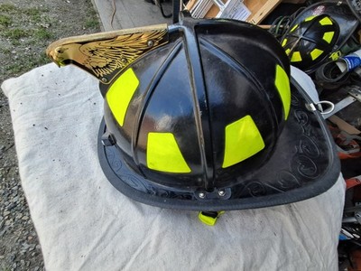 MSA Cairns 1044 C-TRD Retractable I protection system fire helmet eagle