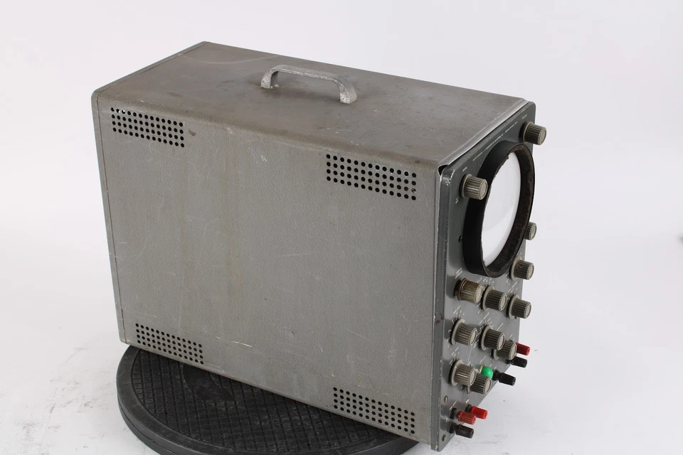 Heathkit O-12 Laboratory Oscilloscope - Fair Condition - Image 2 of 3