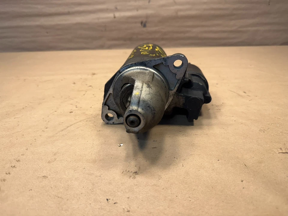 Оригинальный стартер Bosch для Land Rover Range Rover 1993-2002 годов выпуска 0-001-109-040 - Изображение 2 из 4