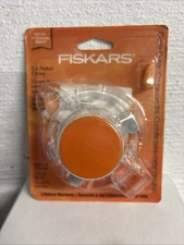 NEW Fiskars Circle Cutter & Replacement Blades Cuts 1" To 8" Circles