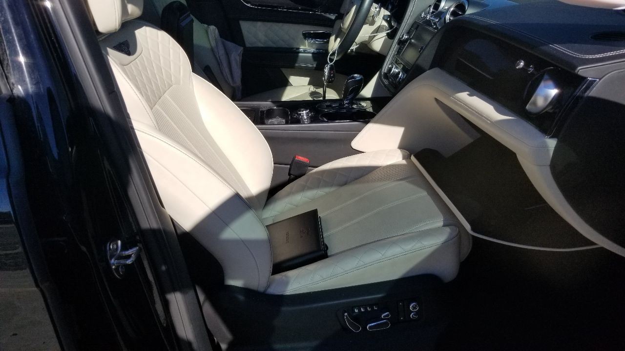 Bentley Bentayga Air suspension module P/N 4M0907777J