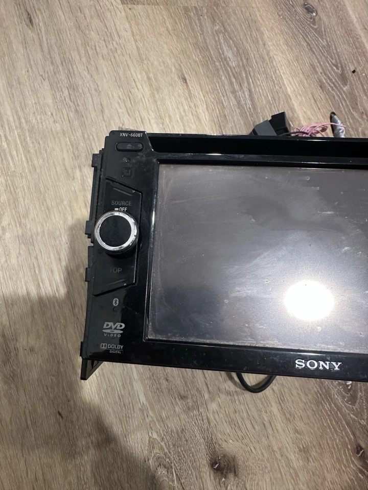 Sony XNV-660BT 6.1-Inch TouchScreen AV Navigation System Navigation - Image 2 of 4