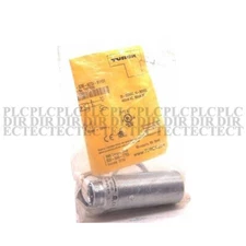 NEW Turck BI10-G30-AZ3X-B1131 Inductive Sensor