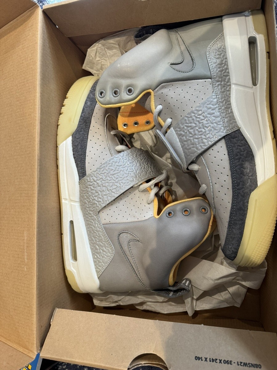 NEW Nike AIR YEEZY 1 Zen Grey 366164 002 Size 10 In Box NEW Nike AIR YEEZY 1 Zen Grey 366164 002 Size 10 In Box