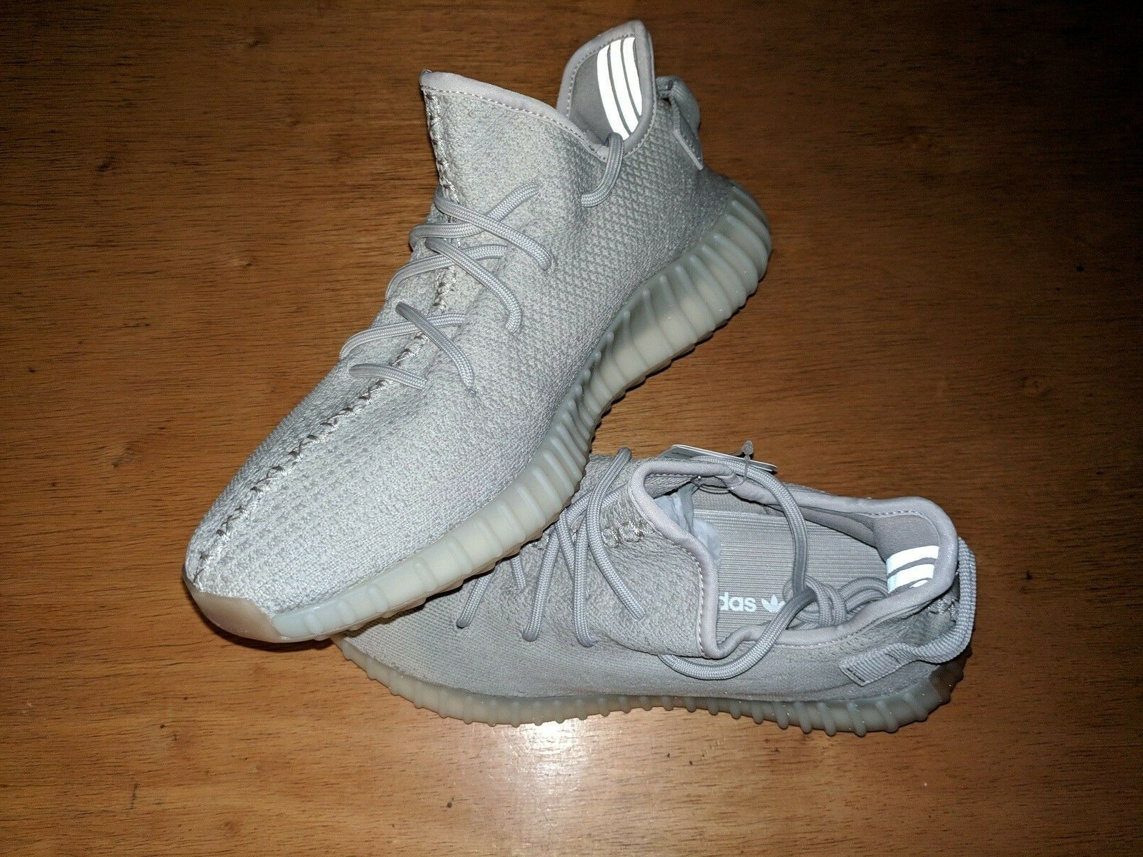 NEW Adidas - Kanye West - Yeezy Boost 350 V2 “Sesame” - Size 10.5 US Mens NIB f5077a NEW Adidas - Kanye West - Yeezy Boost 350 V2 “Sesame” - Size 10.5 US Mens NIB f5077a