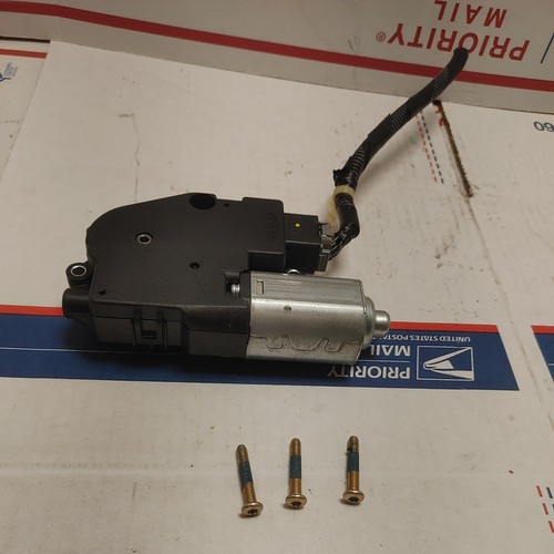 04 - 08 Acura TL Sunroof Motor 2004 2005 2006 2007 2008 OEM with pigtail wires - Picture 8 of 10