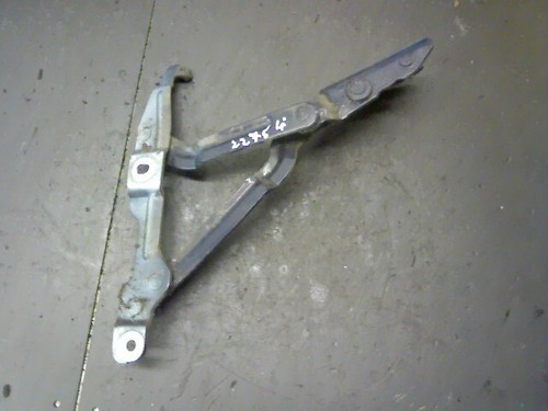 Scharnier Motorhaube Links L Audi A4 1.6 B5 Limousine Farbe Schwarz Bj 1997