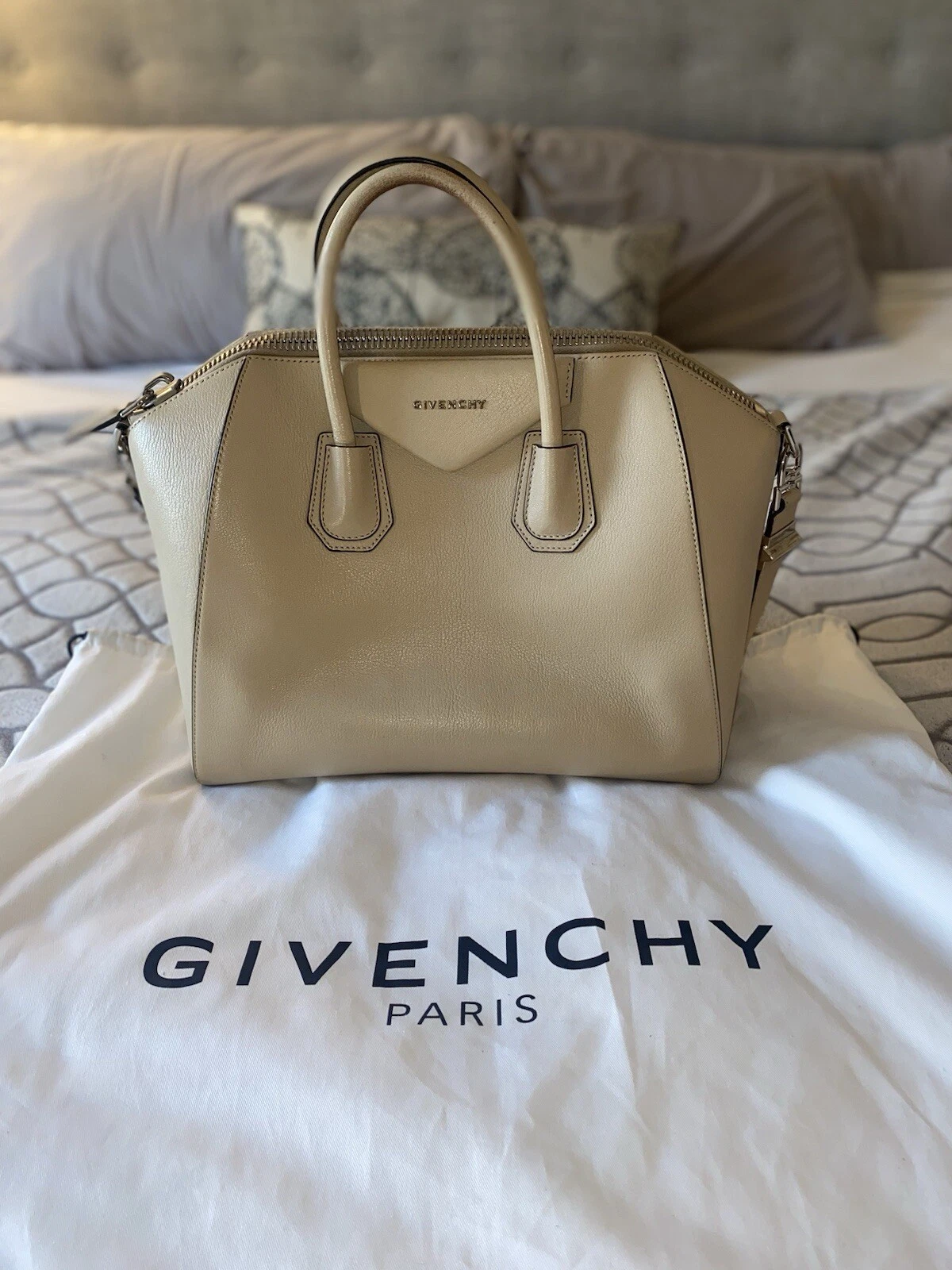 Givenchy — Givenchy Antigona Large Satchel Beige Nude/Cream Designer Handbag GORGEOUS