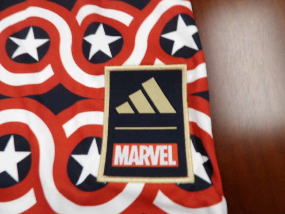 NWT ADIDAS MLS MARVEL CAPTAIN AMERICA NEW ENGLAND REVOLUTION JERSEY SIZE 2XL - Image 2 of 4