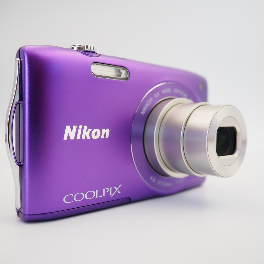 Nikon / COOLPIX S3300 未使用に近い！ Amazon.com : Nikon COOLPIX S3300 16 MP Digital Camera with 6x Zoom