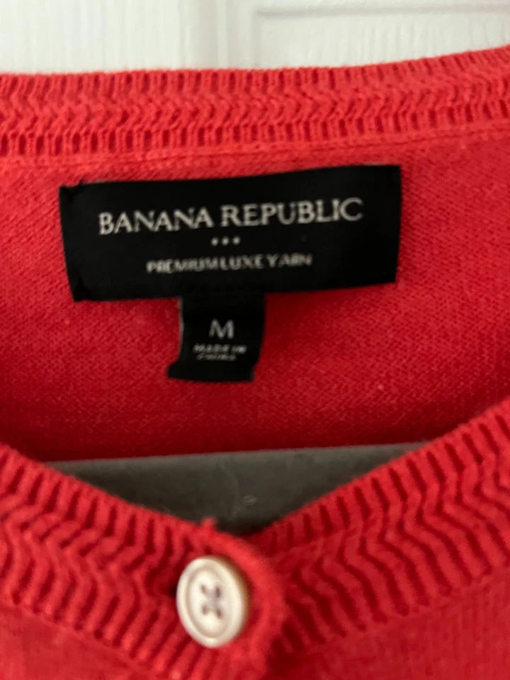 Cardigã Feminino Banana Repulic Premium Luxe Yarrn Tamanho Regular Médio Coral - Imagem 3 de 4