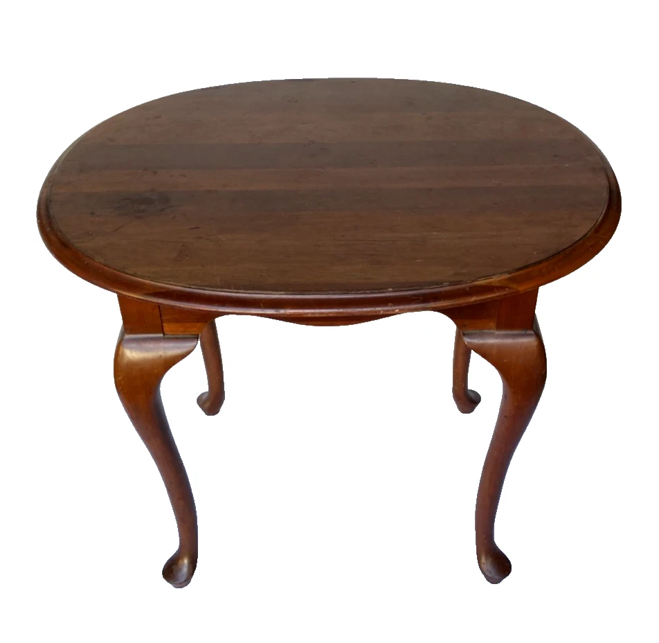 Mesa auxiliar vintage Ethan Allen de madera de cerezo estilo reina Ana patas ovalada Foto 3 de 4