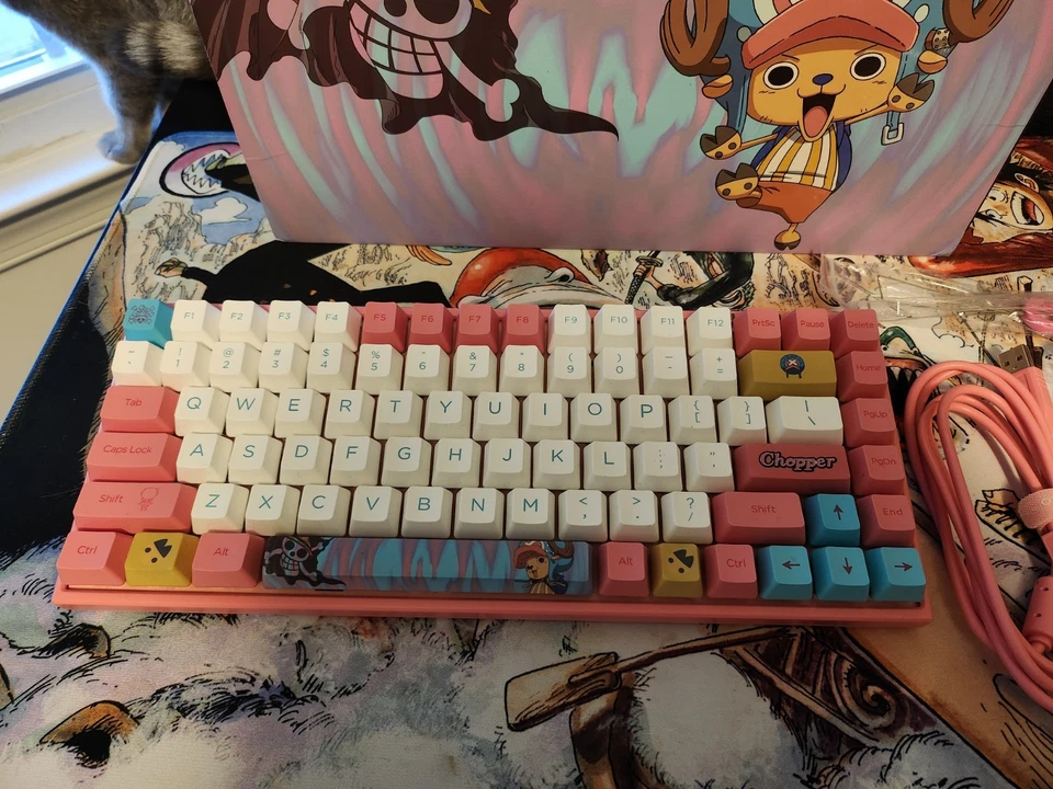 Teclado mecánico Akko One Piece Chopper  Foto 2 de 3