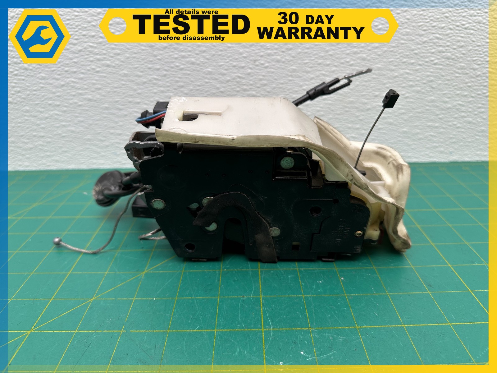 06-12 BENTLEY Flying Spur FRONT RIGHT DOOR LOCK LATCH ACTUATOR W/ CABLE OEM