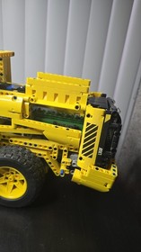 LEGO Technic 42030 Volvo L350F Wheel Loader - READ DESCRIPTION - No Remote
