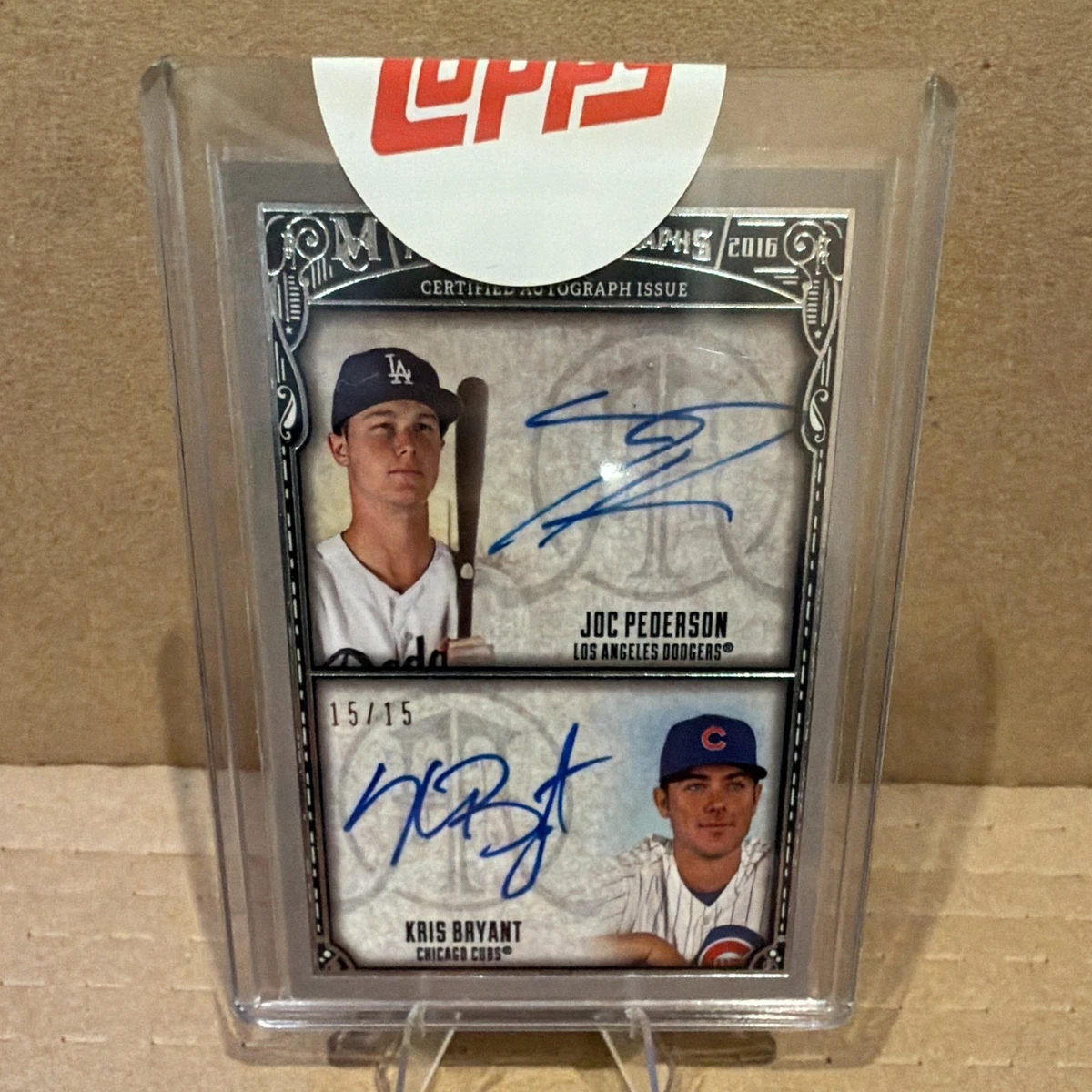 Kris Bryant Autographed Baseball Sports Trading Cards