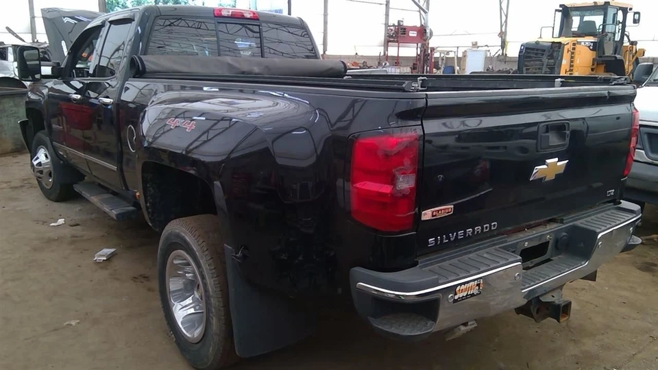 (LOCAL PICKUP ONLY) Rear Bumper Step DRW Chrome Bumper Fits 15-19 SIERRA 3500 PI Foto 2 de 4