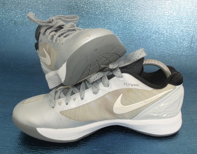 Nike Womens Volley Zoom Hyperspike Volleyball Pure Platinum 585763-010